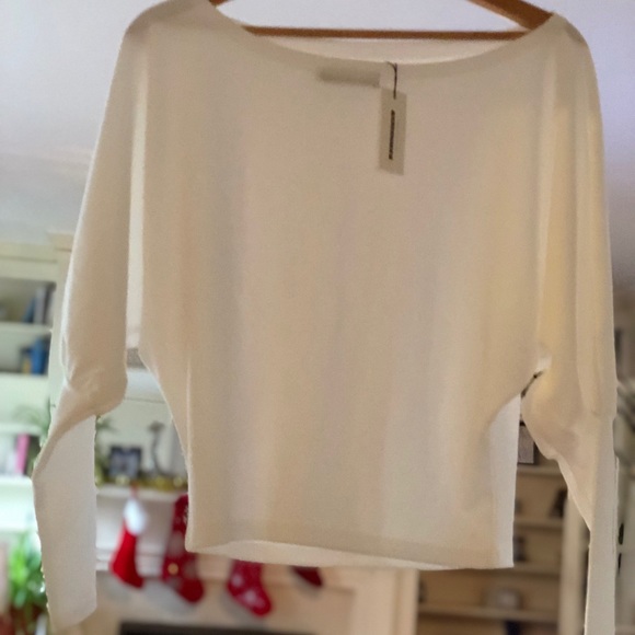Blouse (Ivory) - Picture 2 of 2